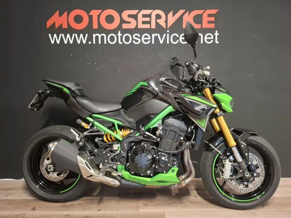 Kawasaki Z 900 SE (2022 - 24) (4)