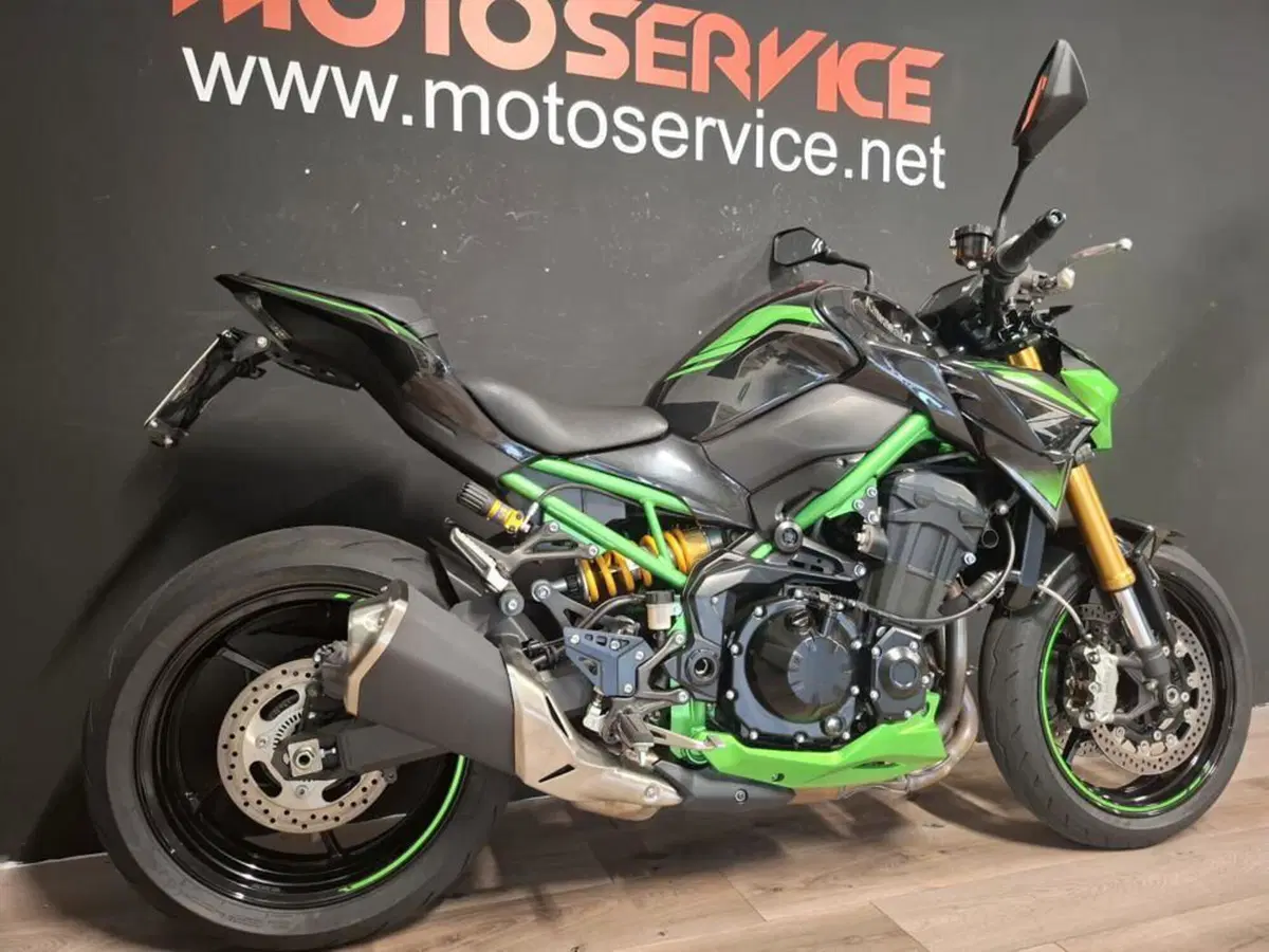 Kawasaki Z 900 SE (2022 - 24) (6)