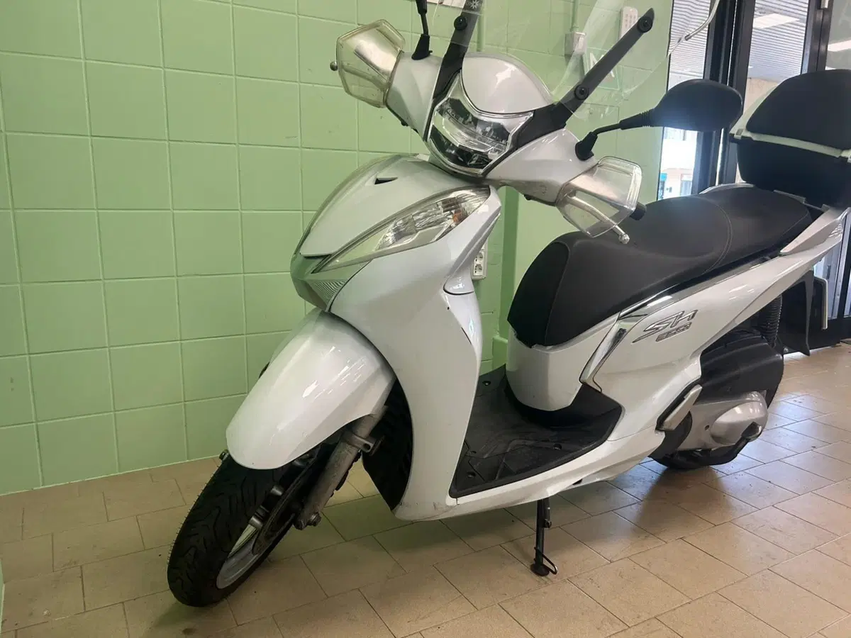 Honda SH 300 i ABS (2016 - 20) (15)