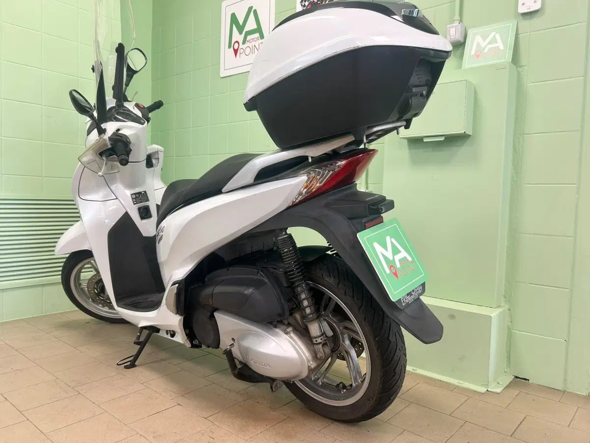 Honda SH 300 i ABS (2016 - 20) (18)