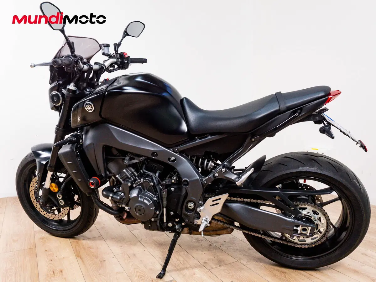 Yamaha MT-09 (2024 - 26) (7)