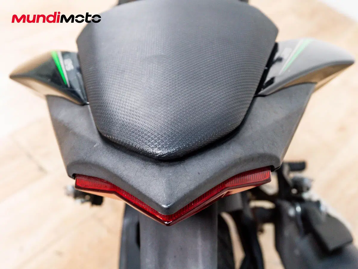Kawasaki Z 125 (2019 - 20) (17)