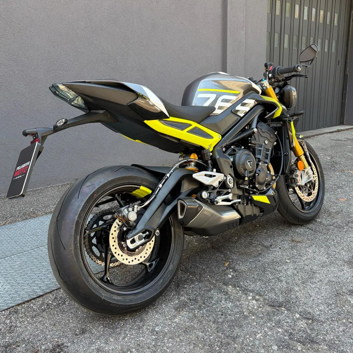 Triumph Street Triple 765 Moto2 (2026) (2)