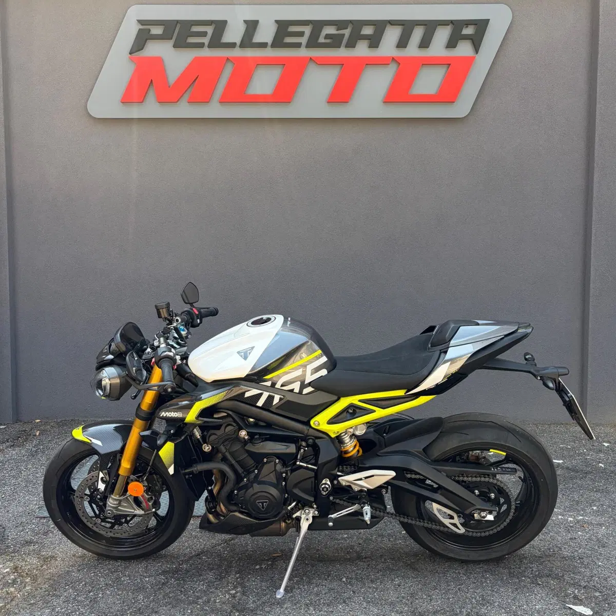 Triumph Street Triple 765 Moto2 (2026) (3)