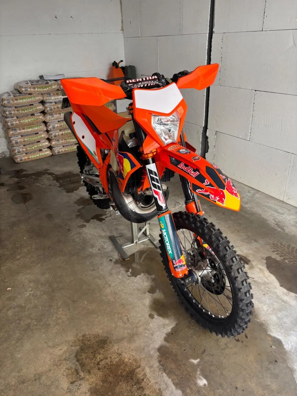 KTM 300 EXC Champion Edition (2025) (2)