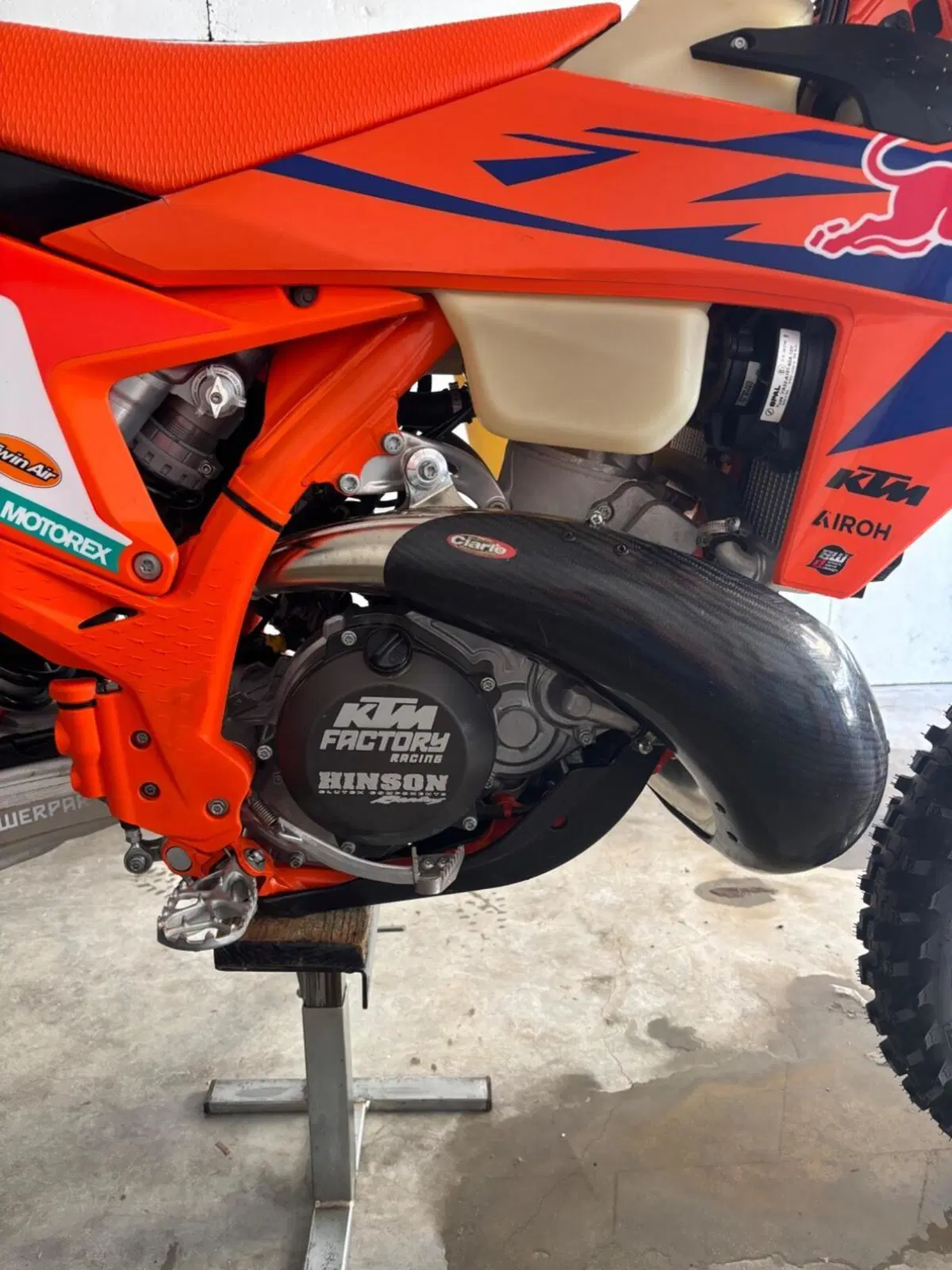 KTM 300 EXC Champion Edition (2025) (5)