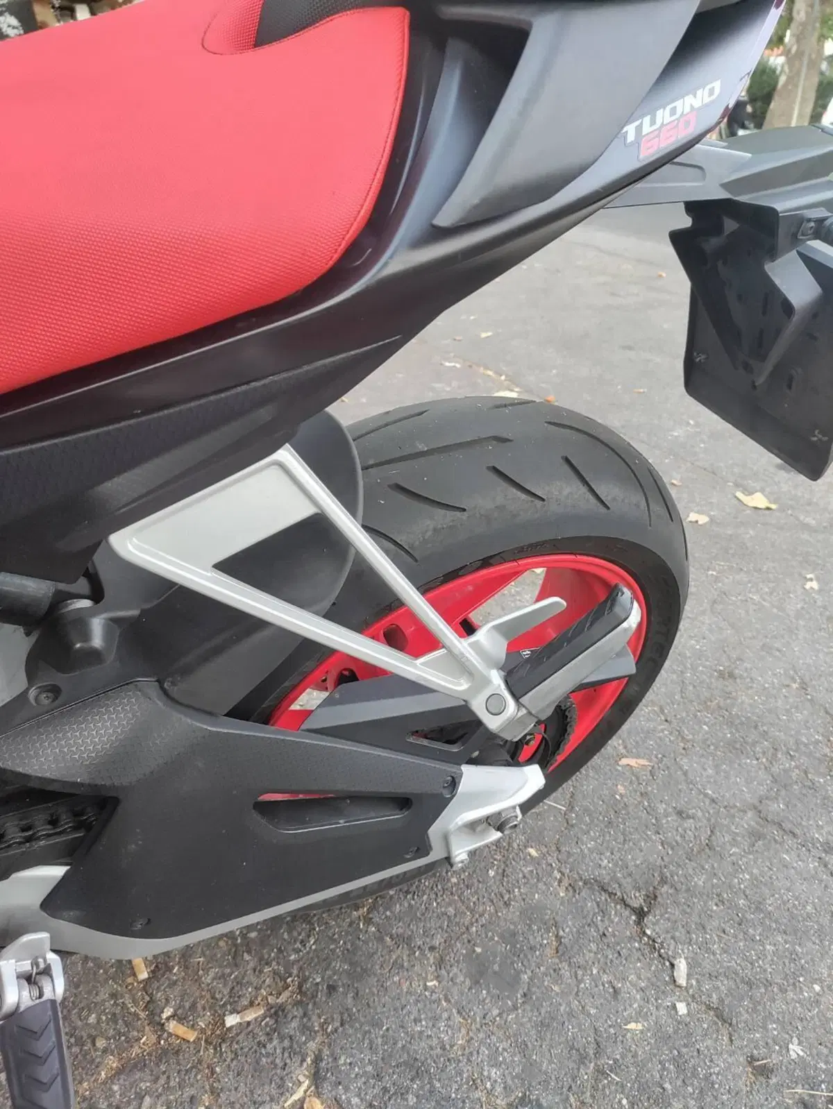 Aprilia Tuono 660 (2021 - 25) (4)