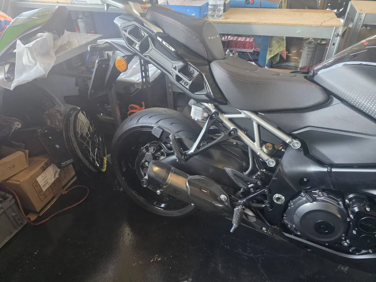 Suzuki GSX-S1000GX (2024 - 26) (7)