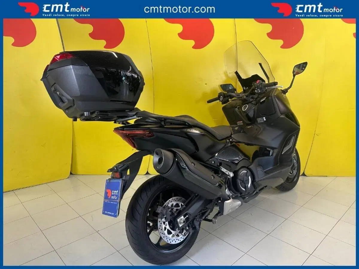 Yamaha T-Max 560 Tech Max (2022 - 24) (4)