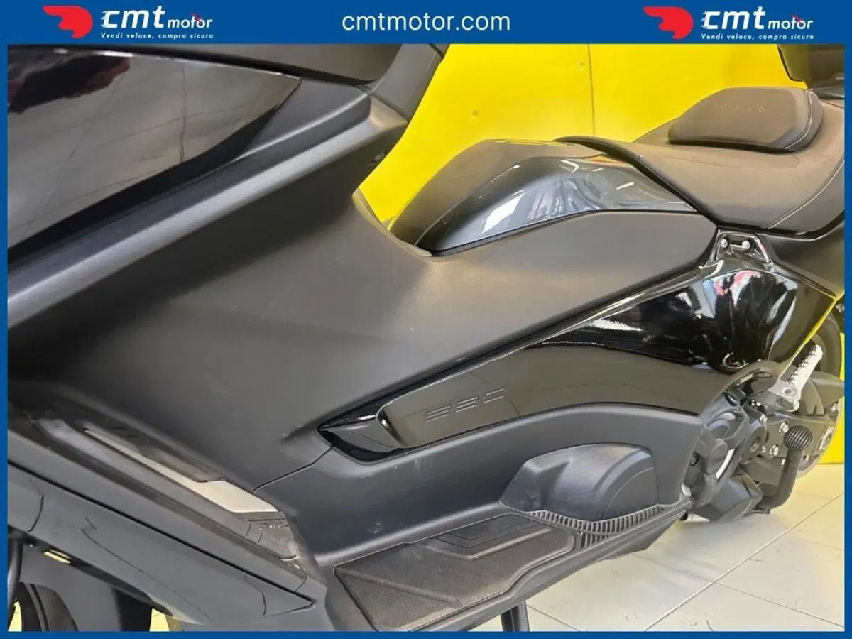 Yamaha T-Max 560 Tech Max (2022 - 24) (7)