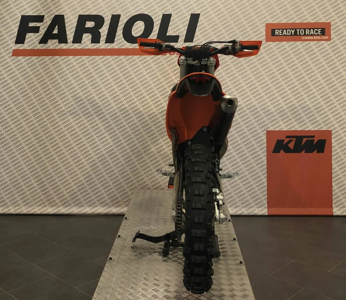 KTM 250 EXC (2025) (3)