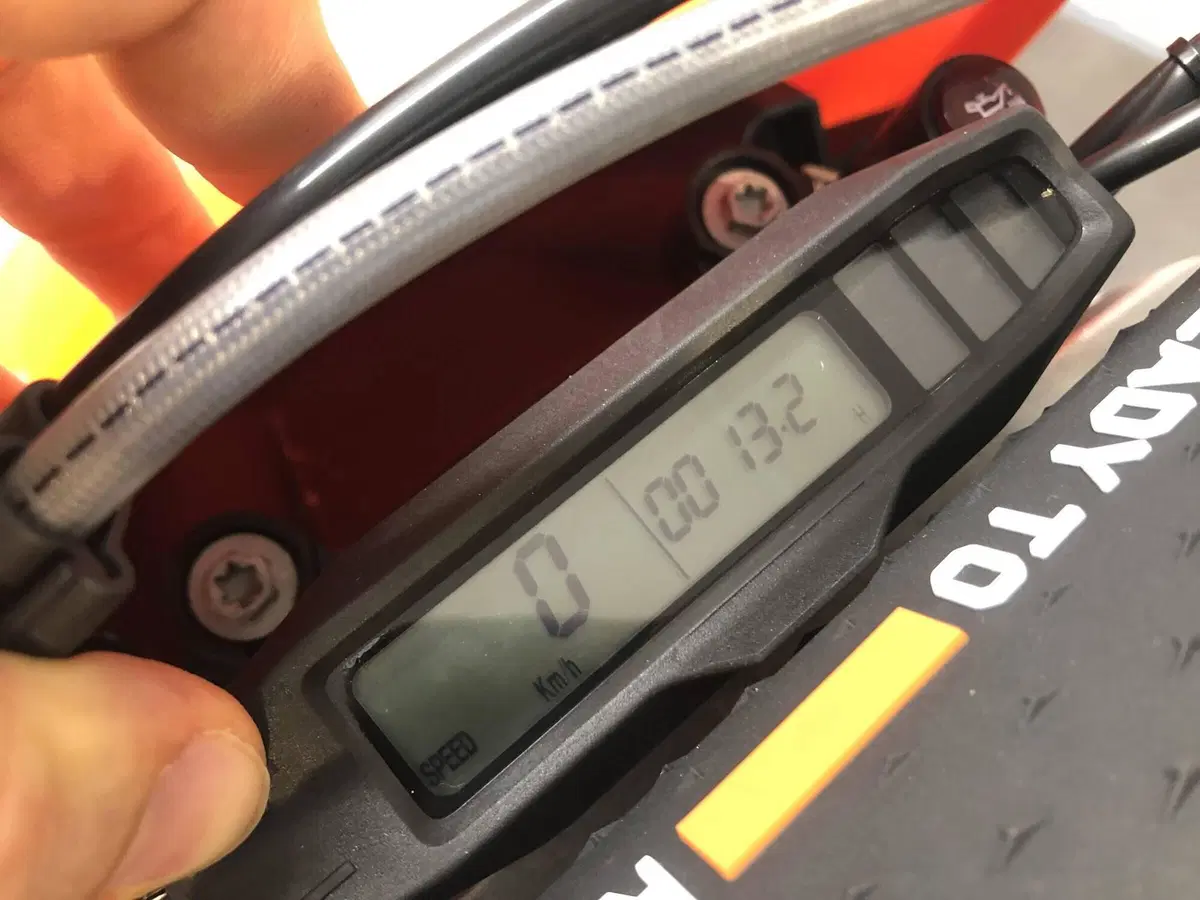 KTM 250 EXC (2025) (9)
