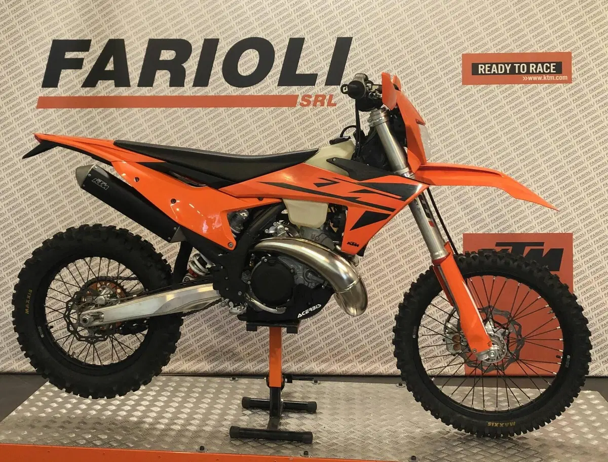 KTM 250 EXC (2025) (10)