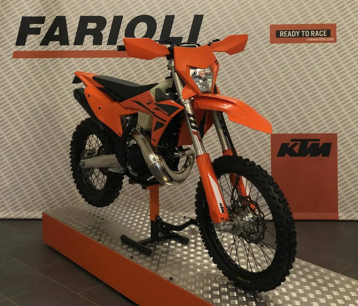 KTM 250 EXC (2025) (17)
