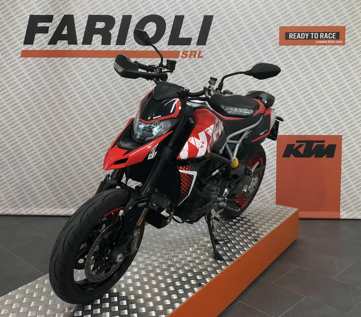 Ducati Hypermotard 950 RVE (2022 - 25) (14)
