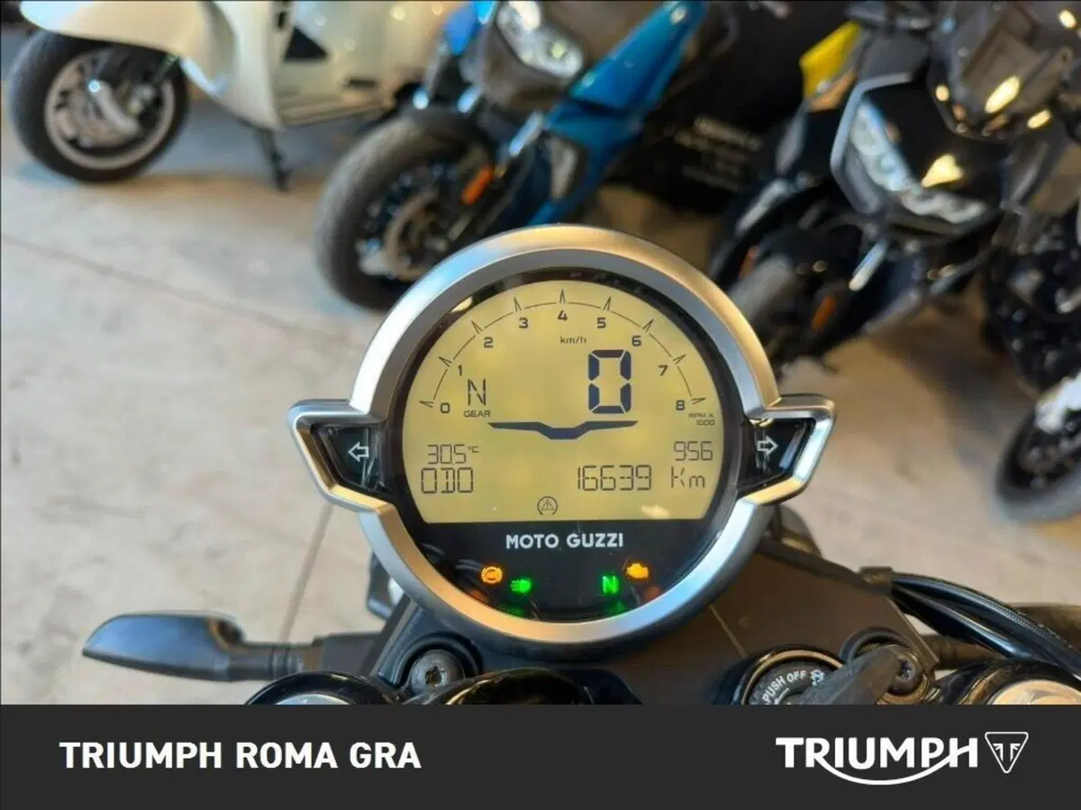 Moto Guzzi V7 Special (2025 - 26) (4)