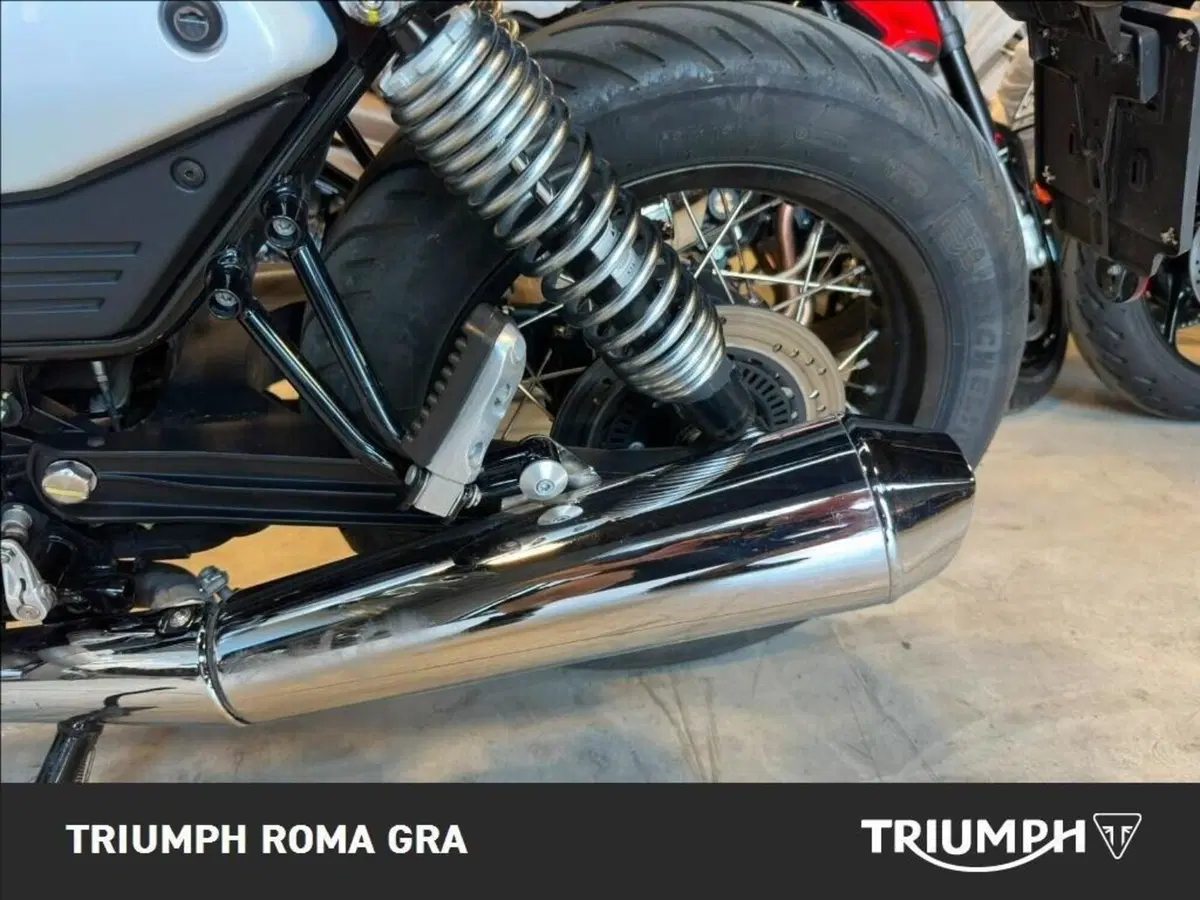 Moto Guzzi V7 Special (2025 - 26) (12)