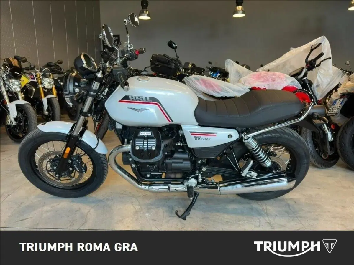 Moto Guzzi V7 Special (2025 - 26) (3)