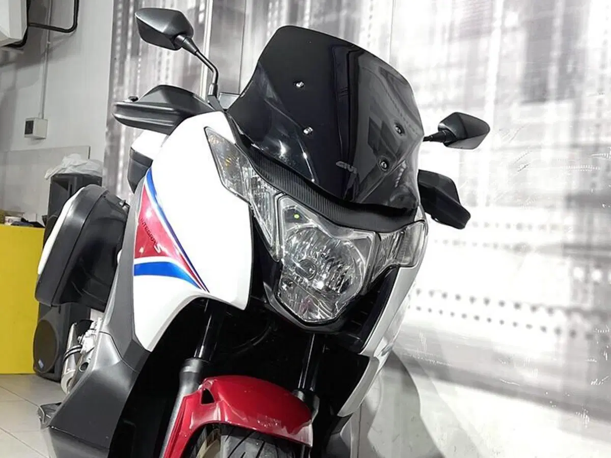 Honda Integra 750 DCT ABS (2014 - 15) (9)