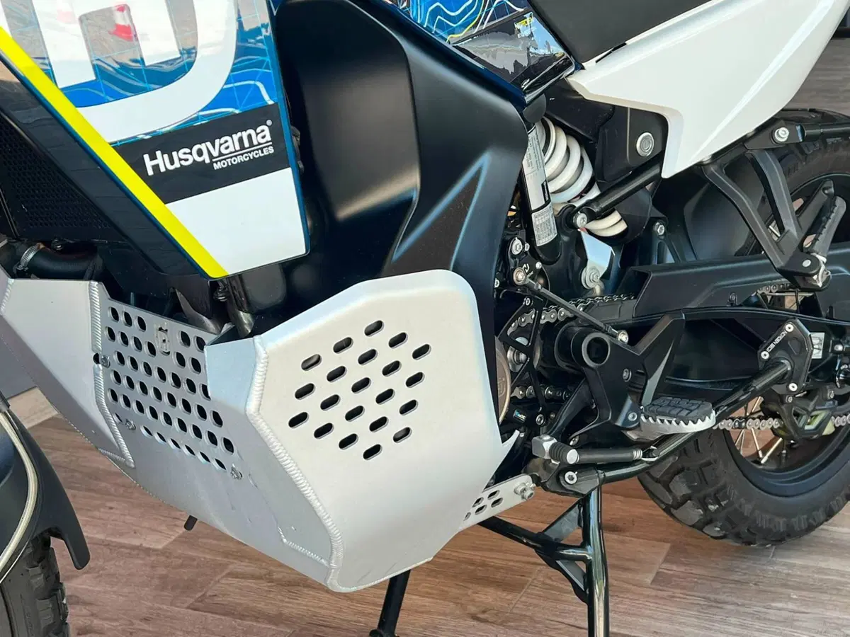 Husqvarna Norden 901 Expedition (2023 - 24) (19)