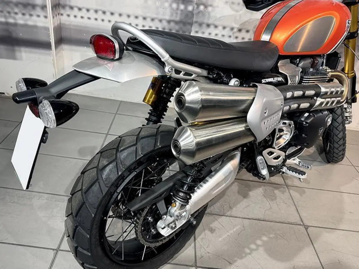 Triumph Scrambler 1200 XE (2021 - 23) (3)