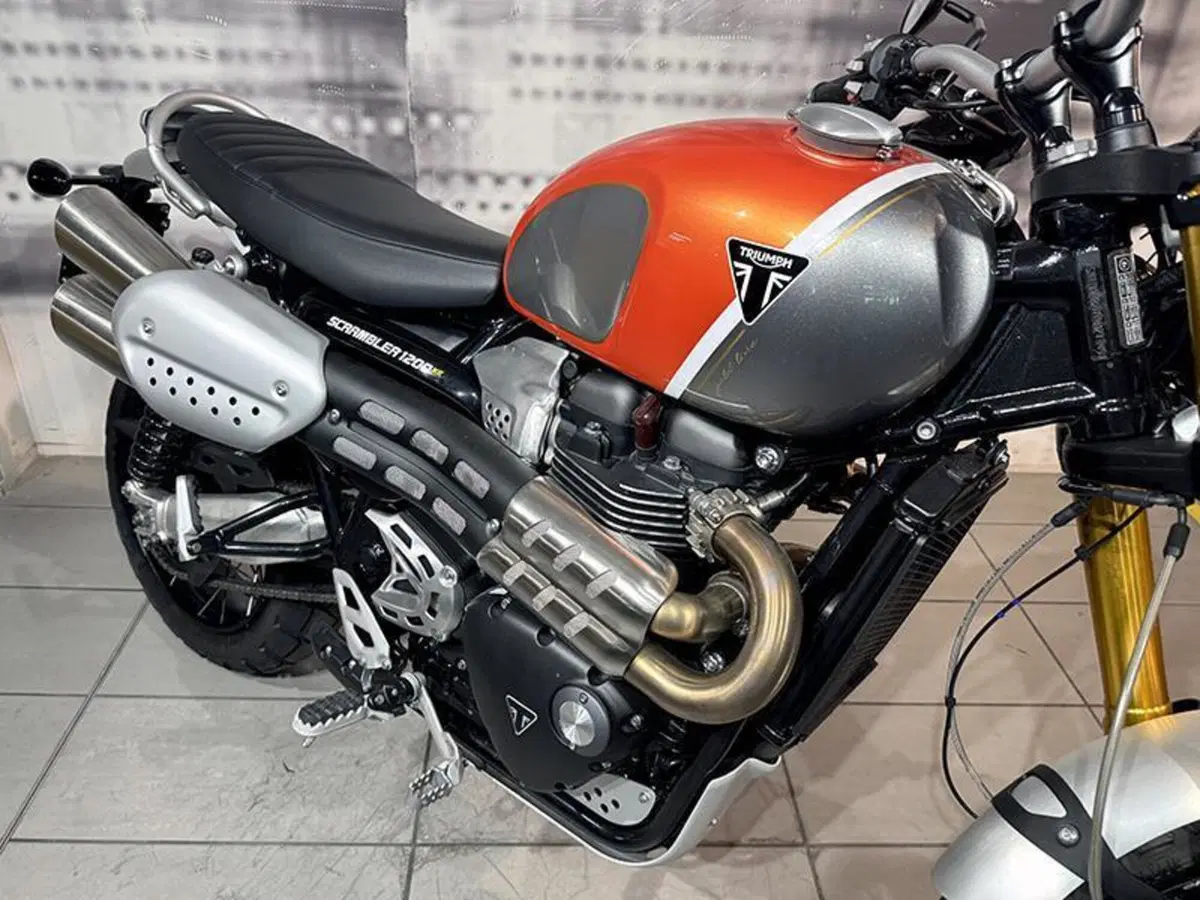 Triumph Scrambler 1200 XE (2021 - 23) (9)