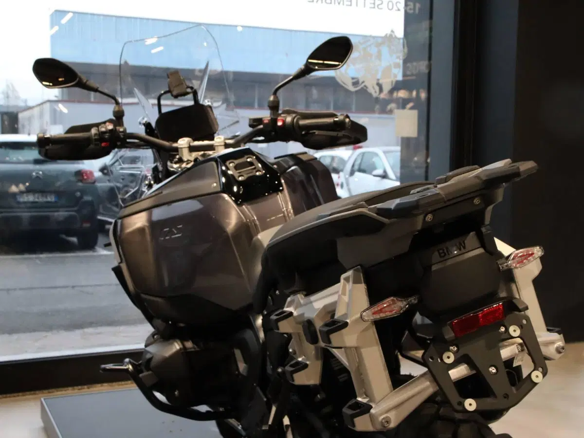 Bmw R 1300 GS Adventure Triple Black (2025 - 26) (5)