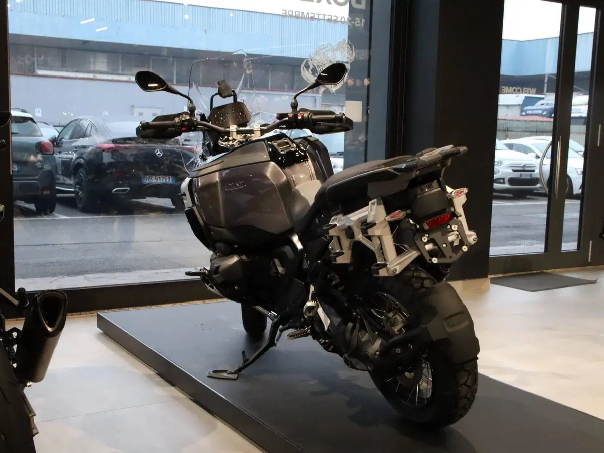 Bmw R 1300 GS Adventure Triple Black (2025 - 26) (7)