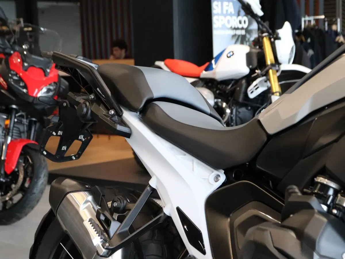 Bmw R 1300 GS Trophy (2023 - 26) (3)