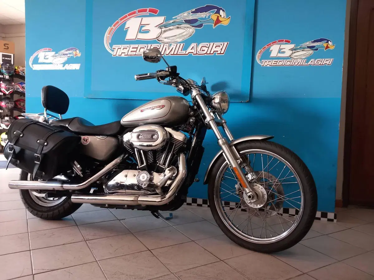 Harley-Davidson 1200 Custom (2007 - 13) - XL 1200C (2)