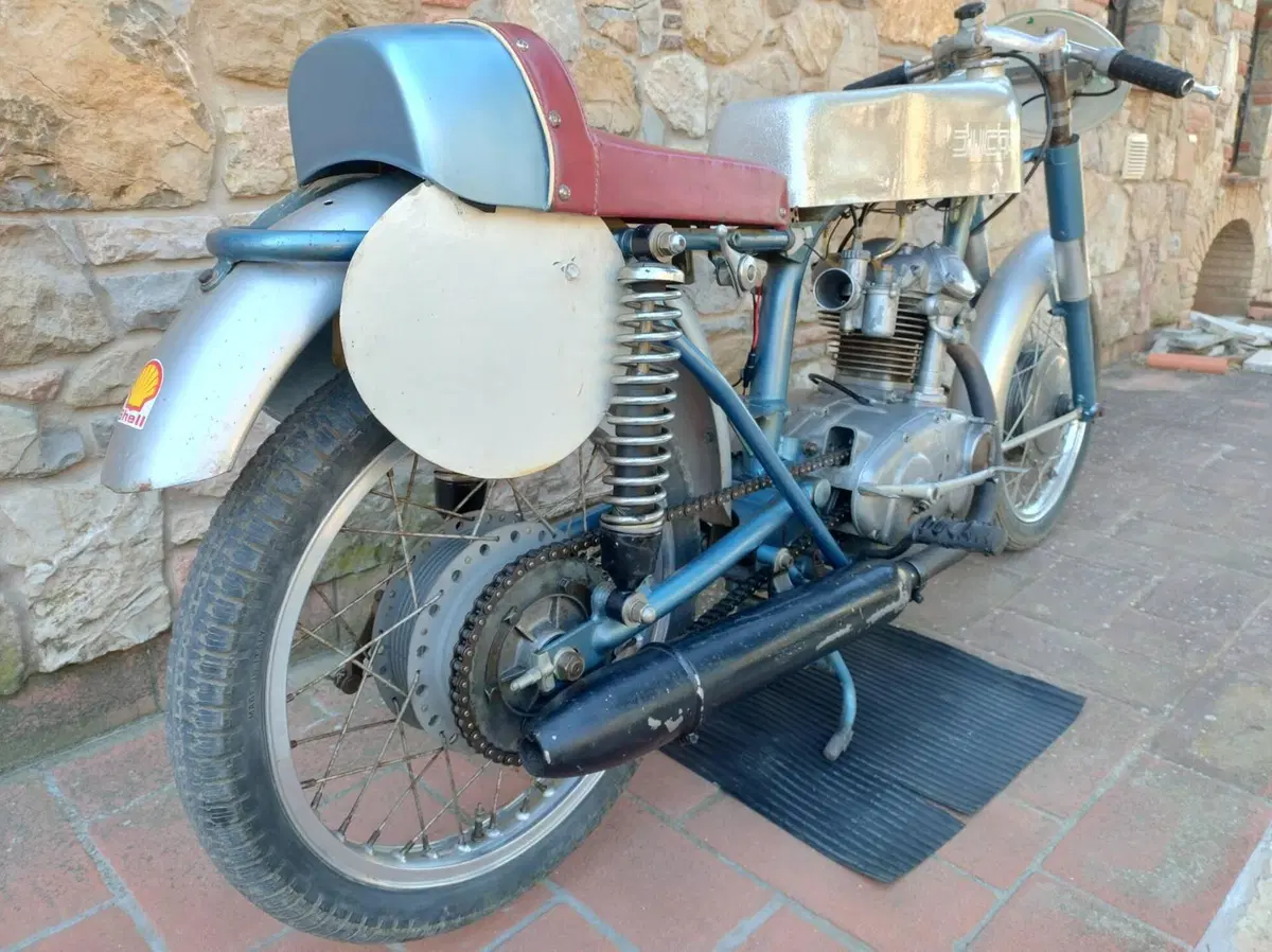 Ducati 125 Sport Classic Racer  (4)