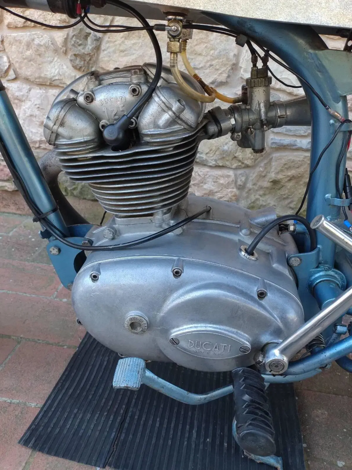 Ducati 125 Sport Classic Racer  (17)