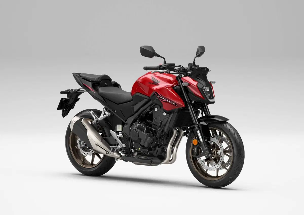 Honda CB 500 Hornet (2026) (3)