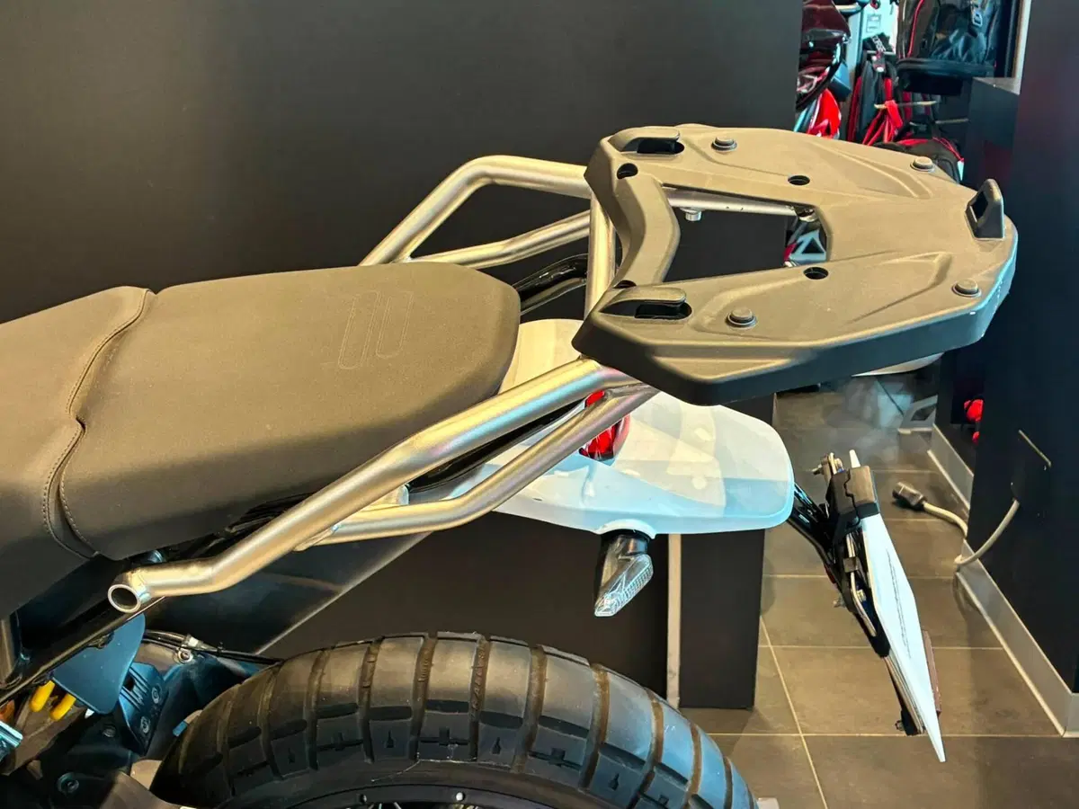 Ducati DesertX (2022 - 25) (6)