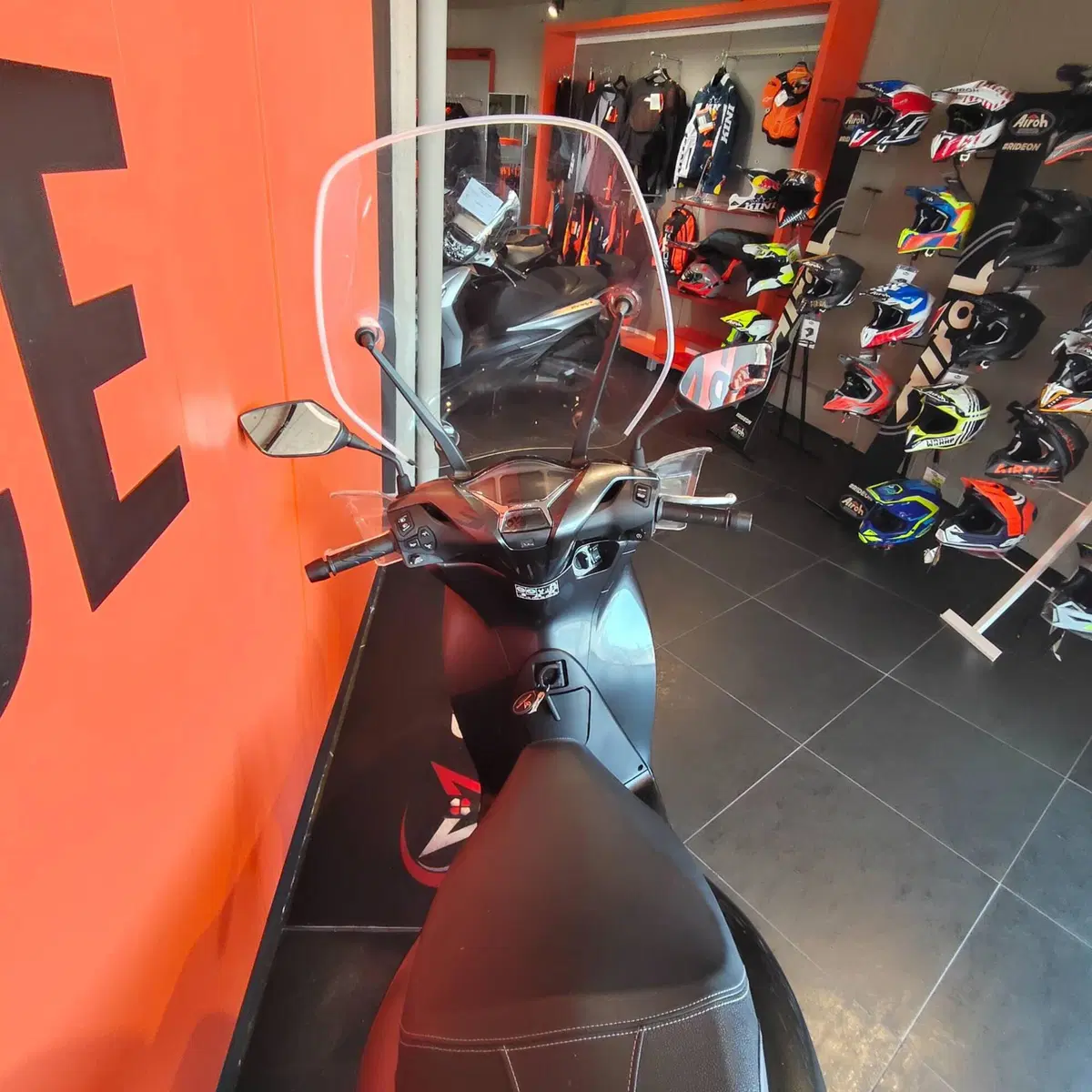 Honda SH 150i (2020 - 23) (3)