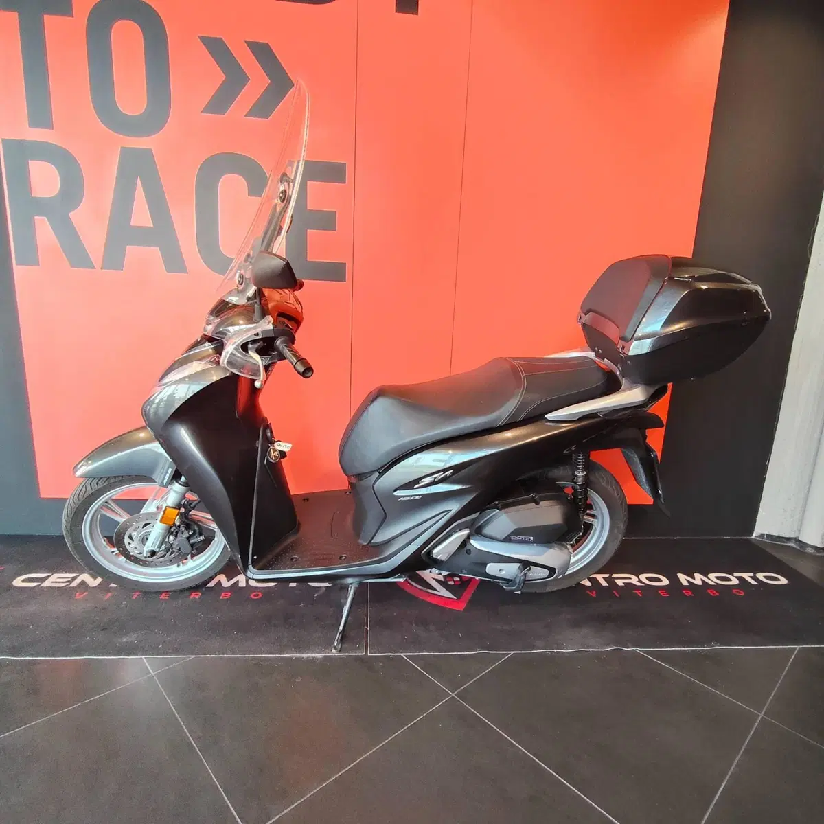 Honda SH 150i (2020 - 23) (8)