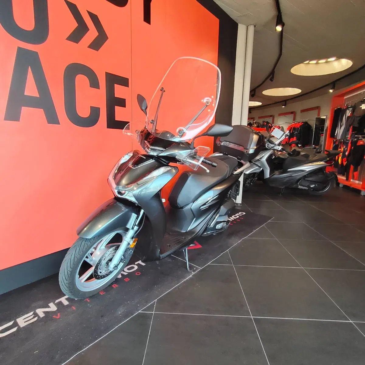 Honda SH 150i (2020 - 23) (9)
