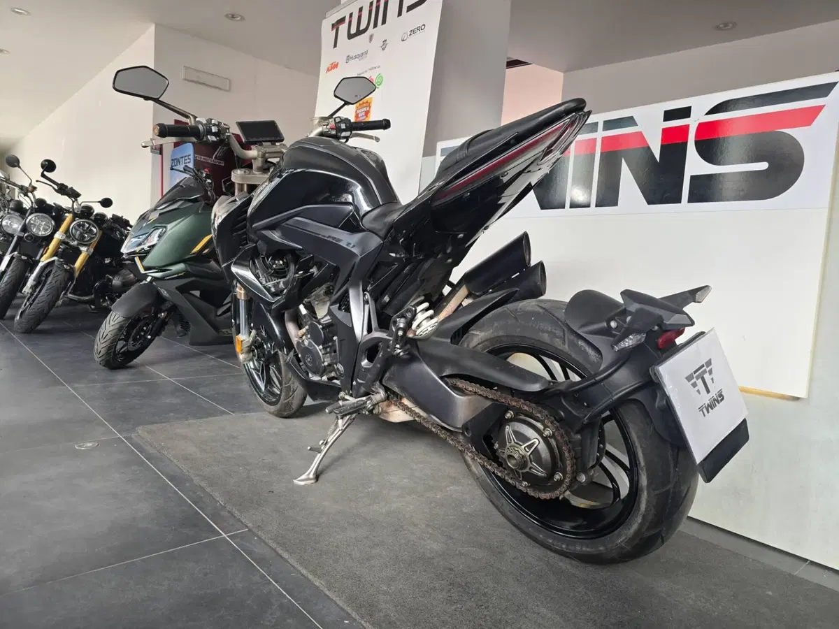 Zontes ZT310-R1 (2022 - 23) (6)