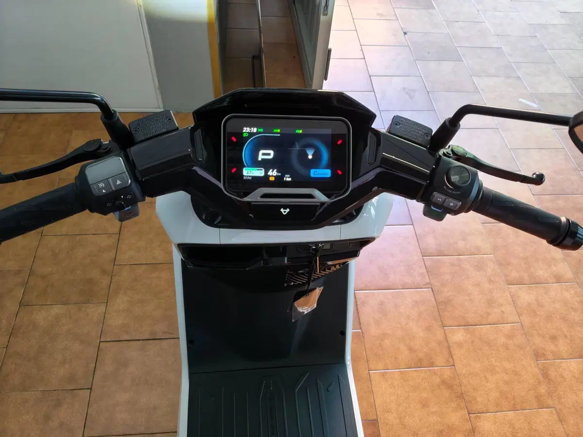 Niu NQiX 500 (2025 - 26) (8)