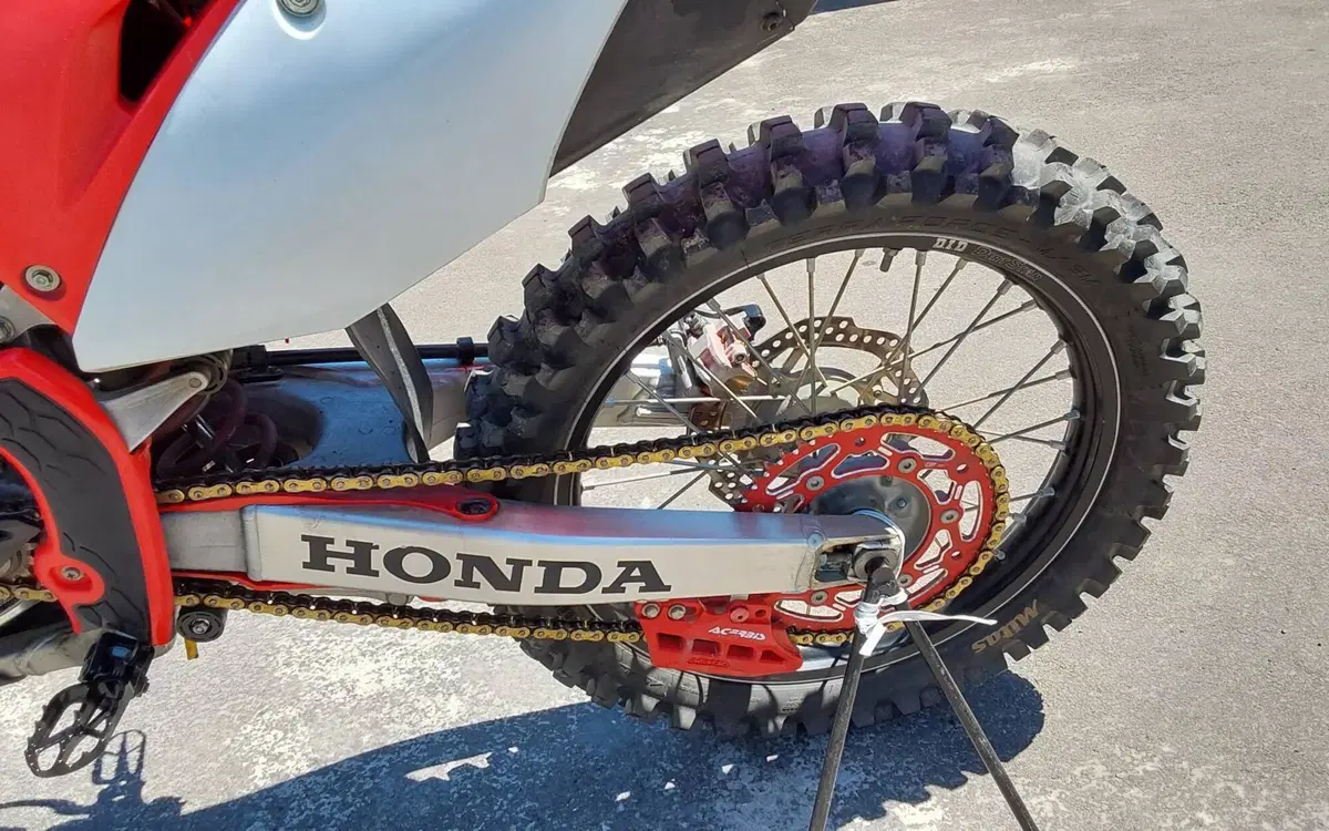 Honda CRF 250R (2020) (3)