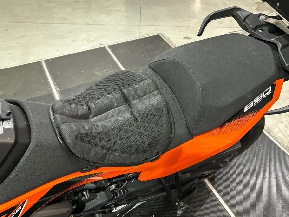 KTM 890 Adventure (2021) (11)