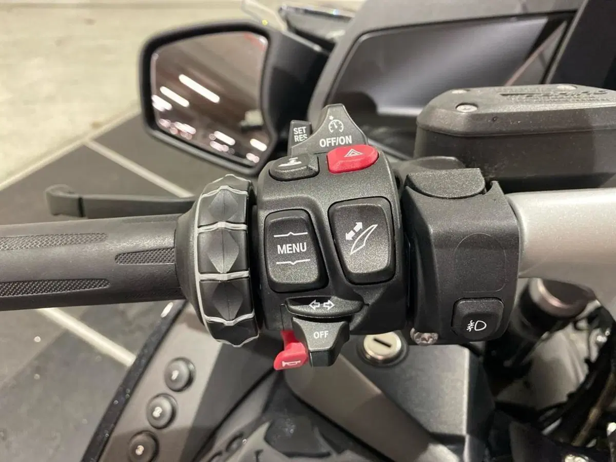 Bmw R 1250 RT (2021 - 25) (7)