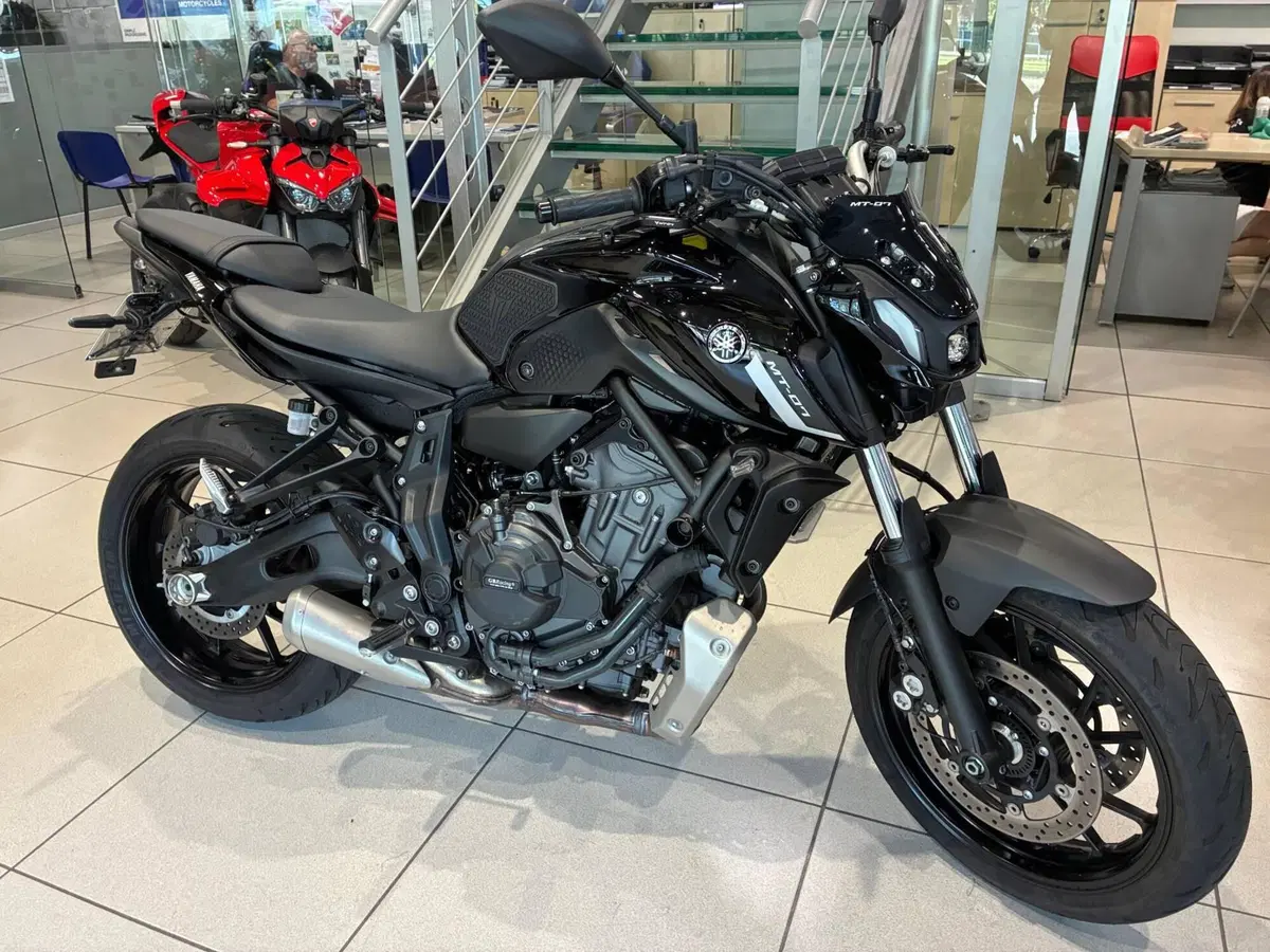 Yamaha MT-07 (2021 - 24) (2)