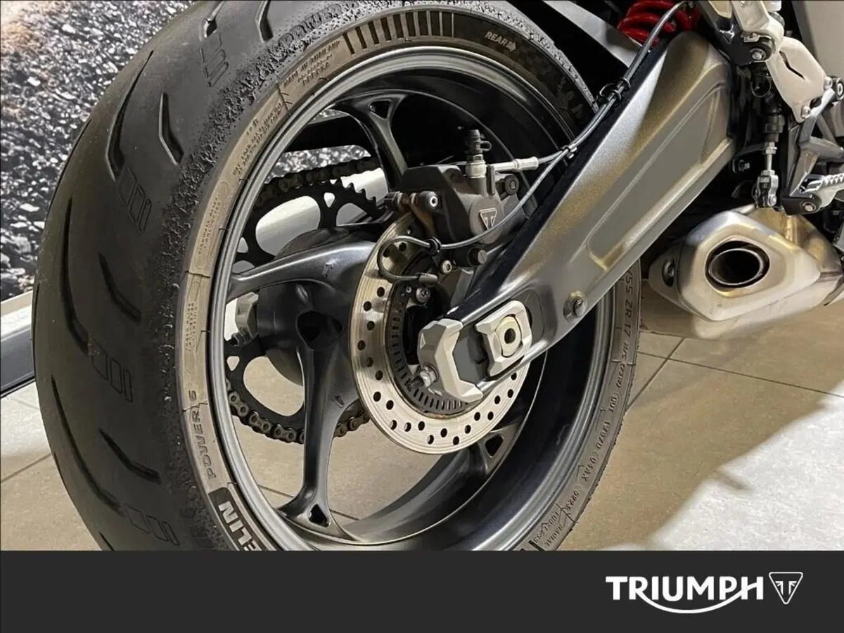 Triumph Daytona 660 (2024 - 26) (6)