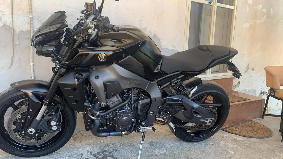 Yamaha MT-10 (2022 - 26)