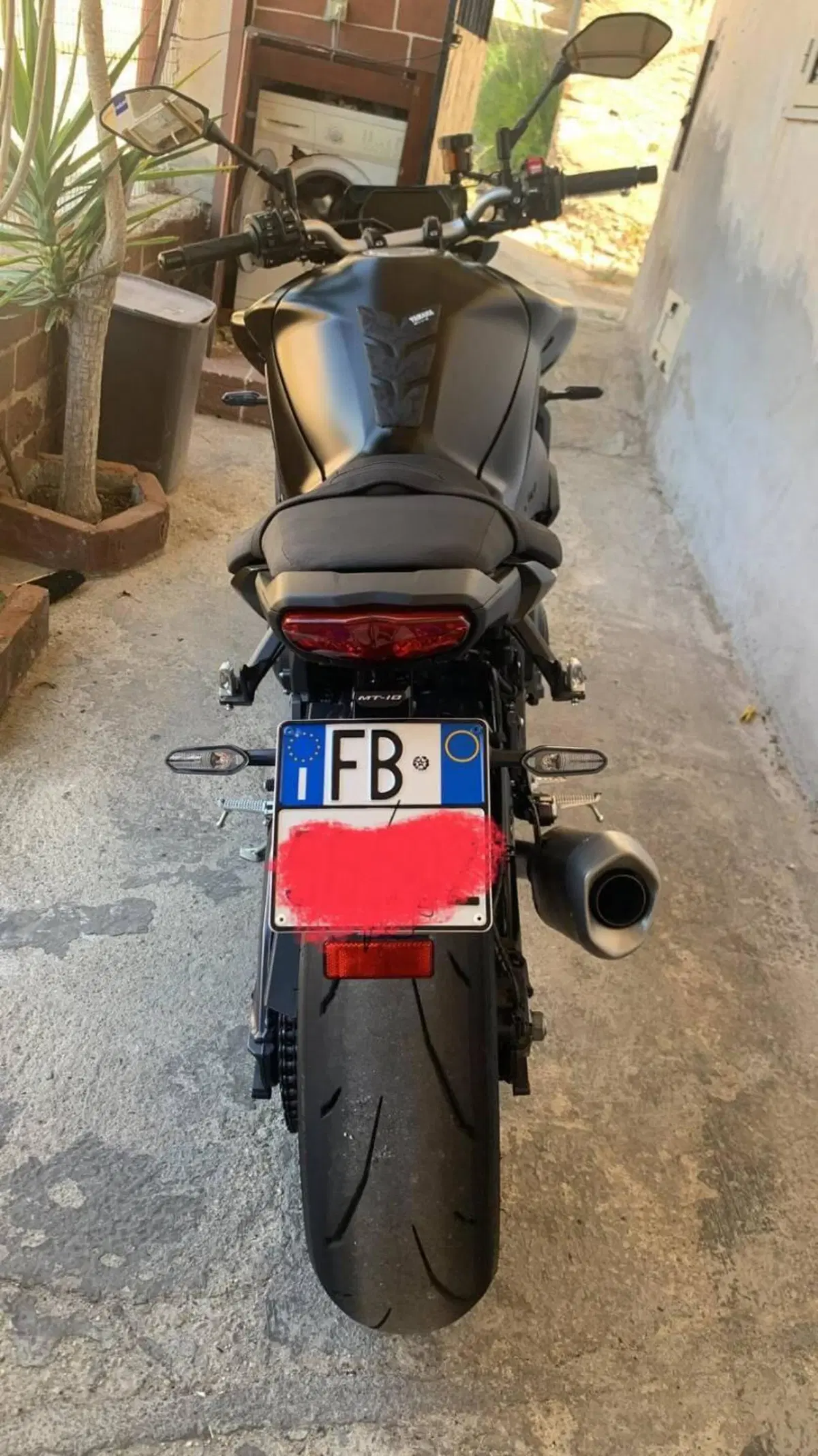 Yamaha MT-10 (2022 - 26) (3)