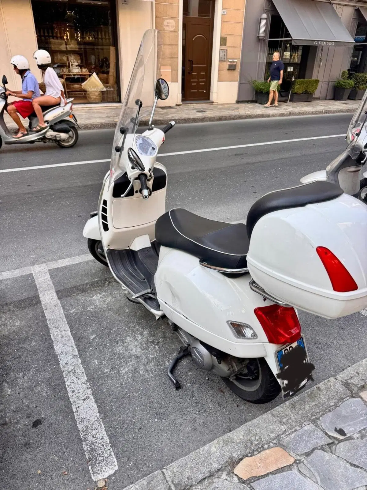 Vespa GTS 300 Super (2008 - 16) (3)