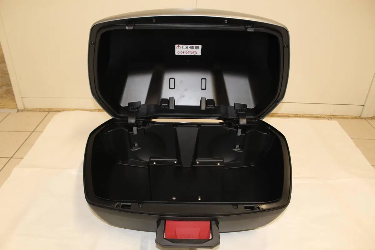 TOPCASE BMW 49L (4)