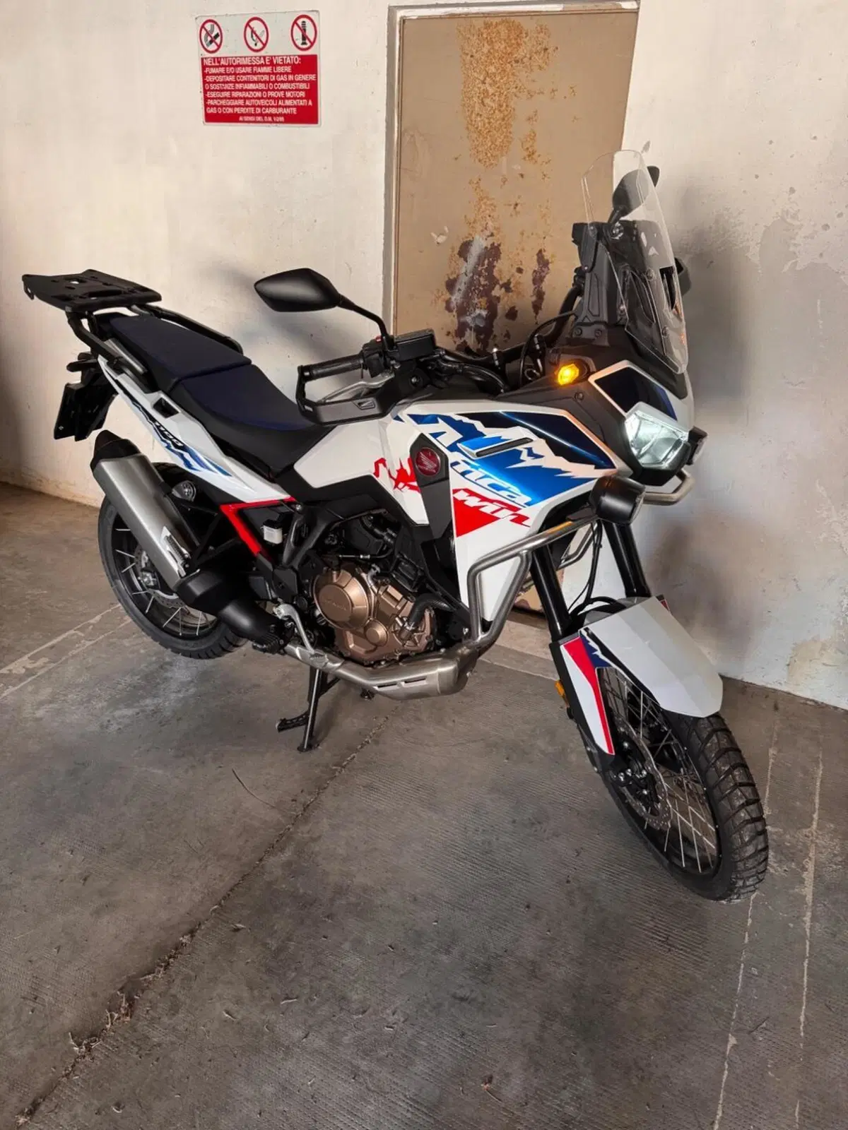 Honda Africa Twin CRF 1100L ES (2024 - 26) (10)