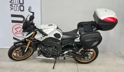 Yamaha FZ8 (2010 - 12) usata
